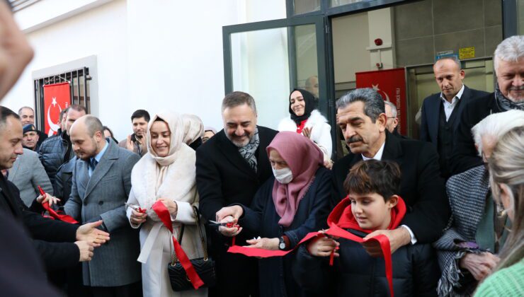 Hayırsever sağlık merkezi yaptırdı