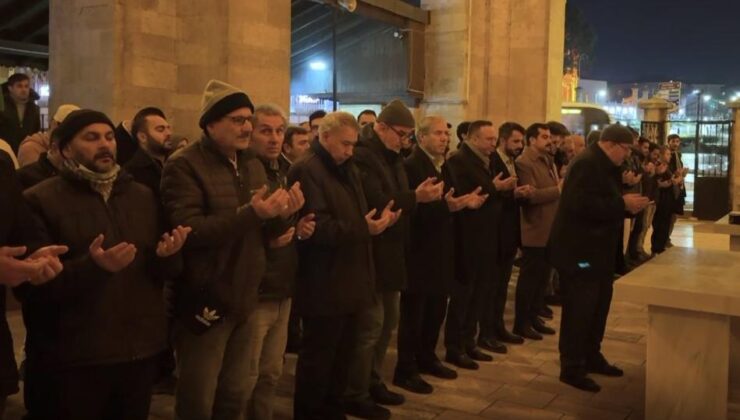 Salih el-Aruri için gıyabi cenaze namazı kılındı