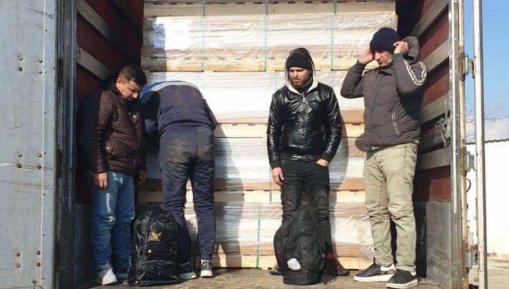 Bir haftada 232 düzensiz göçmen yakalandı