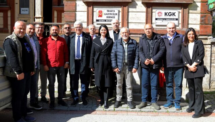 Akın: “Asıl anket sokakta”