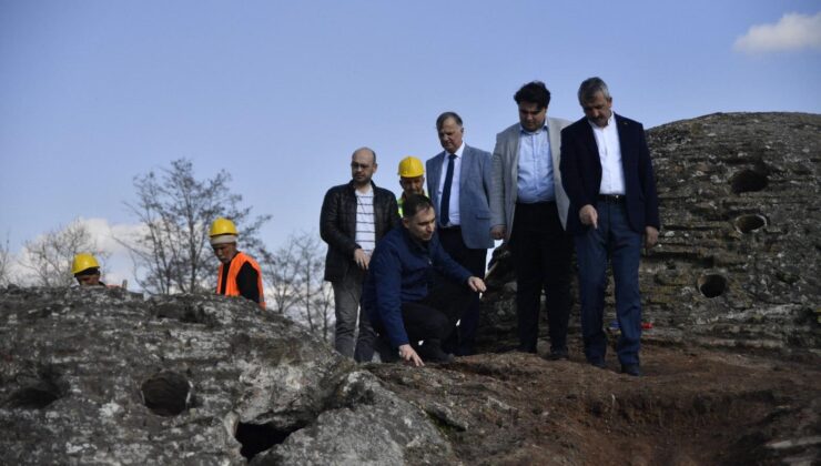 Tarihi hamamda restorasyon sürüyor