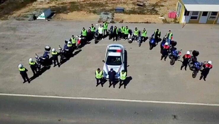 Jandarma motosiklet sürücülerini bilgilendirdi