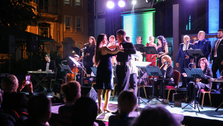 İlk bahçe konserine yoğun ilgi