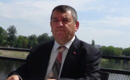 Çetin, AK Parti Başkanlığına aday