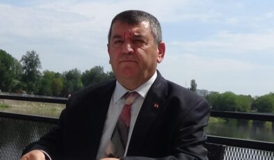 Çetin, AK Parti Başkanlığına aday