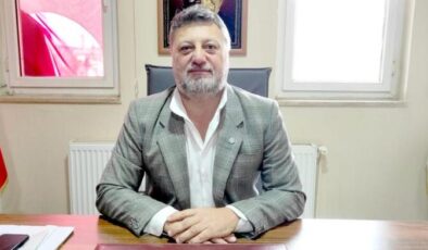 ‘Siz mevcut anayasaya uyun o halka yeter’