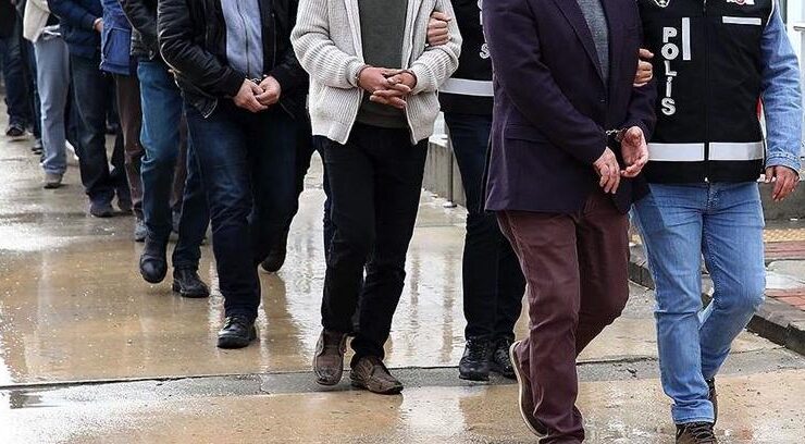 8 yılda 4 bin FETÖ üyesi yakalandı