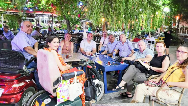“Engelsiz taksi hizmeti” istiyorlar