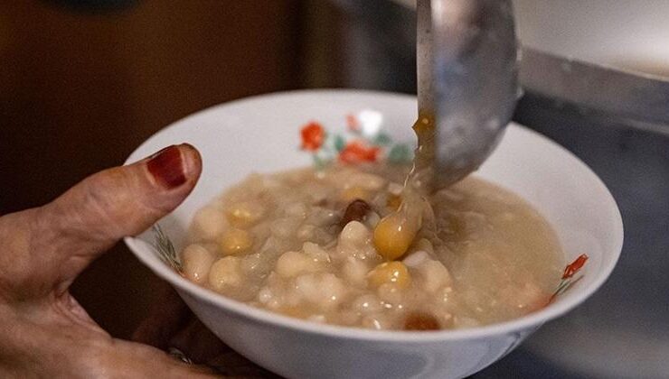 Vitamin, mineral ve bitkisel protein deposu: Aşure