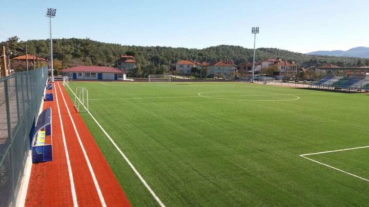 Karaağaç futbol sahasına kavuşuyor
