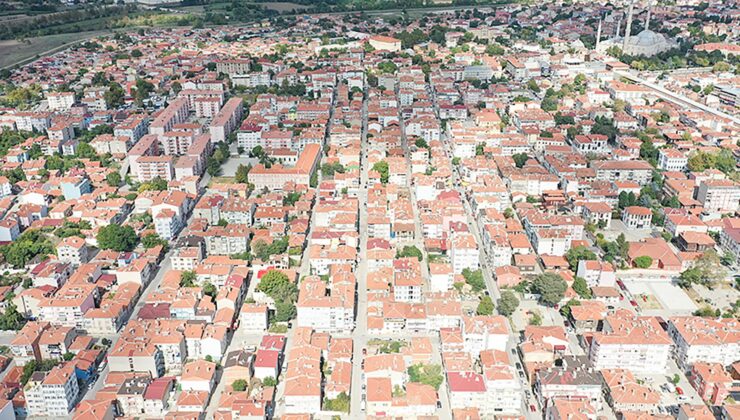 Edirne’de 3 ayda 930 yapı ruhsatı verildi