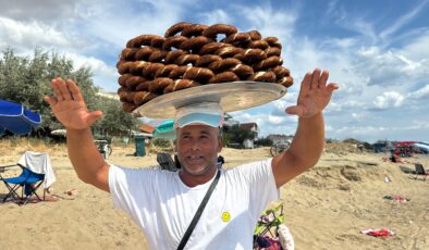 Saros’un neşeli simitçisi