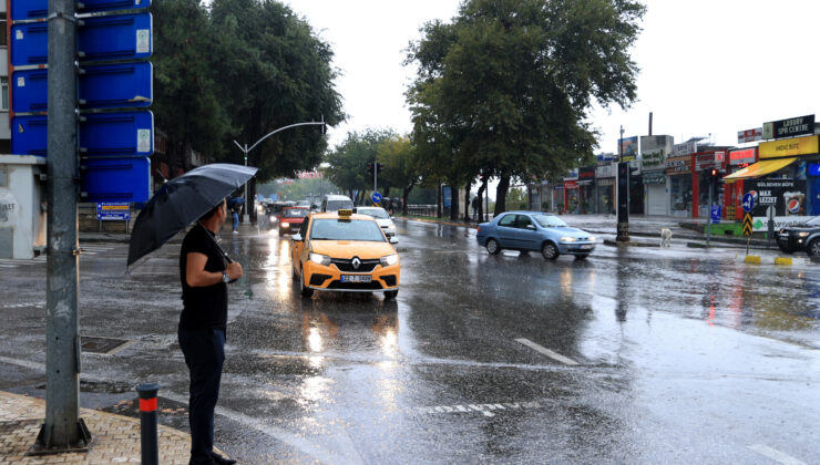 Sağanak etkili oldu