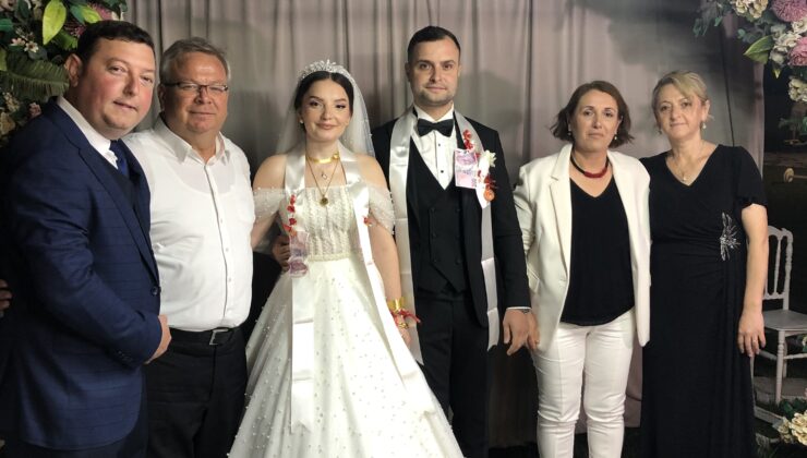 Dural ailesinin mutlu günü