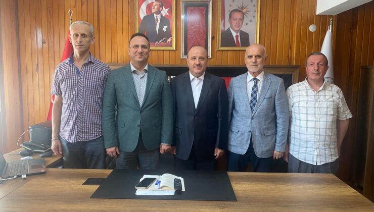 ‘Bu mübarek gece tüm insanlığa hayır getirsin’