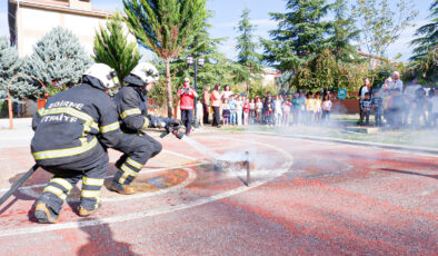 Anaokulunda yangın tatbikatı
