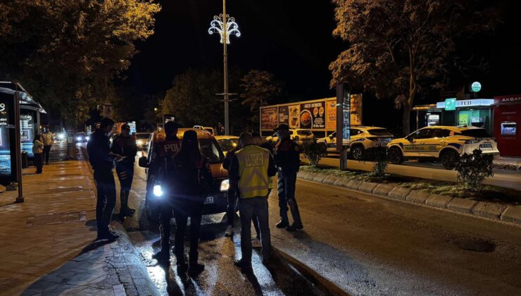 Polisten şok uygulama