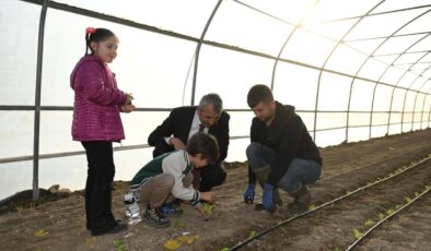 Sezer’den Çocuk Tarım Akademisi’ne ziyaret