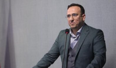Tekin’den İba’ya eleştiri