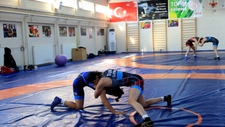 Olimpiyat hedefiyle çalışıyorlar