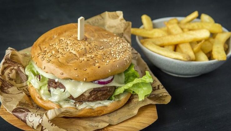 Fast food tüketimi öğrenme bozukluklarına neden oluyor
