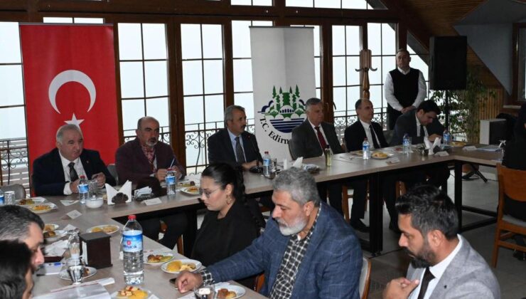 Sezer, Roman sivil toplum kuruluşlarının temsilcileriyle bir araya geldi