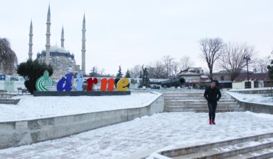 Balkanlardan kar geliyor