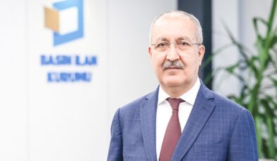 ‘Hak arayışlarında her zaman yanlarındayız’