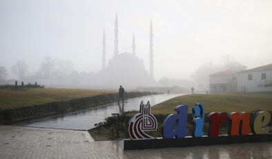 Edirne’de yoğun sis