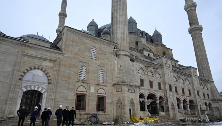 Selimiye Camisi’nde restorasyon sürüyor
