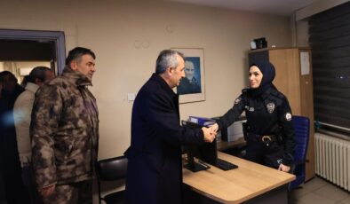 Vali Sezer personelin yeni yılını tebrik etti