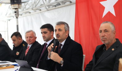 Sarpdere’de vatandaşları dinledi