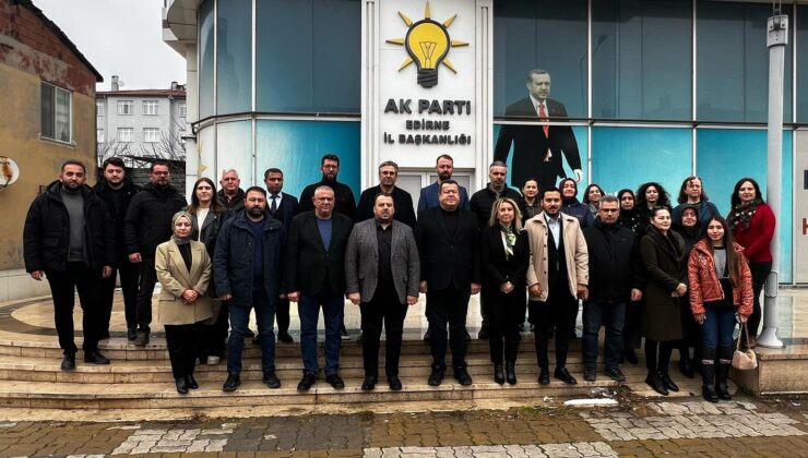 AK Parti’den büyük kongreye davet