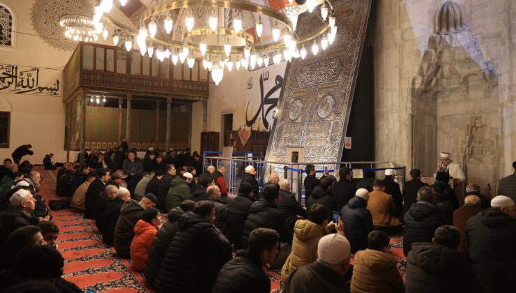 Berat Kandili dualarla idrak edildi