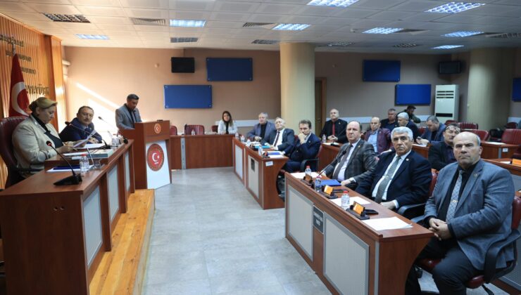 Depremde hayatını kaybedenler anıldı