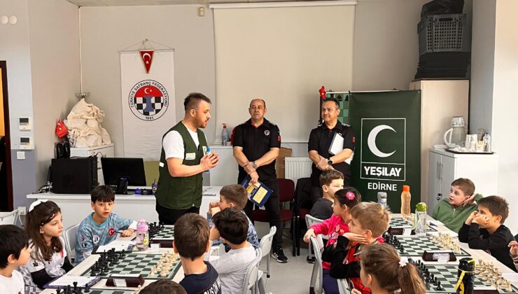 Yeşilay’dan satranç turnuvası