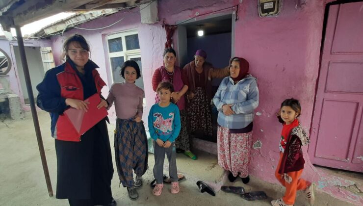 Vakıflardan çocuklara bayramlık