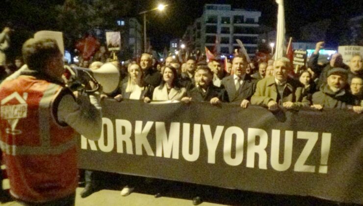 İmamoğlu için demokrasi yürüyüşü