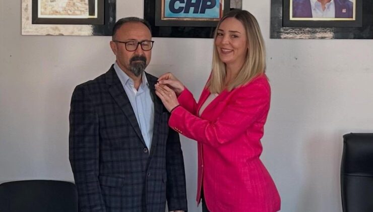 Karlıkaya CHP’ye katıldı