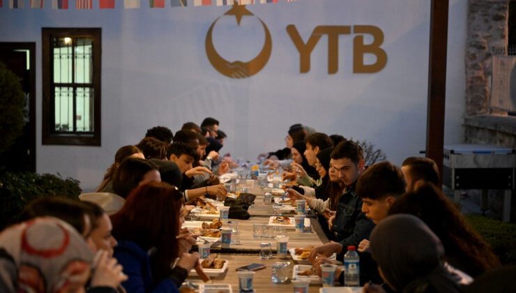 Misafir öğrenciler iftar sofrasında buluştu