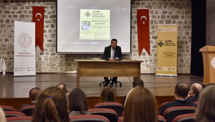 Soytürk, öğretmenlerle buluştu