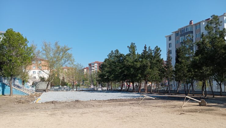 Okulda tedbirsiz inşaat!