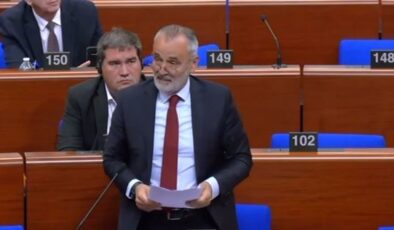 Akalın’dan İmamoğlu tepkisi