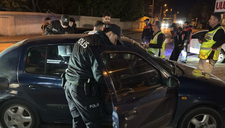Polis ekiplerinden asayiş ve trafik denetimi
