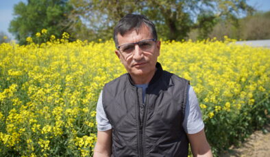 Çiftçilere alternatif ürün sunuyor
