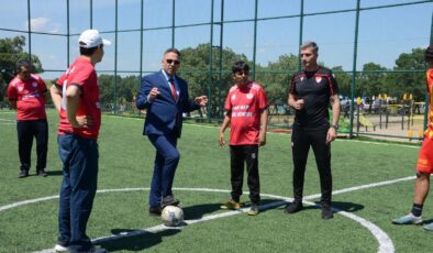 Engelliler ile Edirnespor arasında dostluk maçı