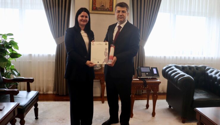 Kırbıyık’a kırmızı dipli mumla davet
