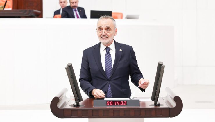 ‘Gençler geleceğin en güçlü teminatıdır’