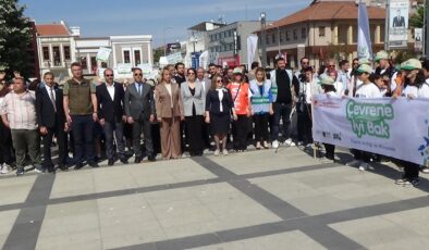 ‘Plastik bağımlılığını azaltmalıyız’