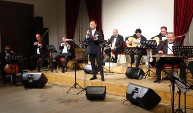 ‘Sazdan Söze Nağmeler’ mest etti